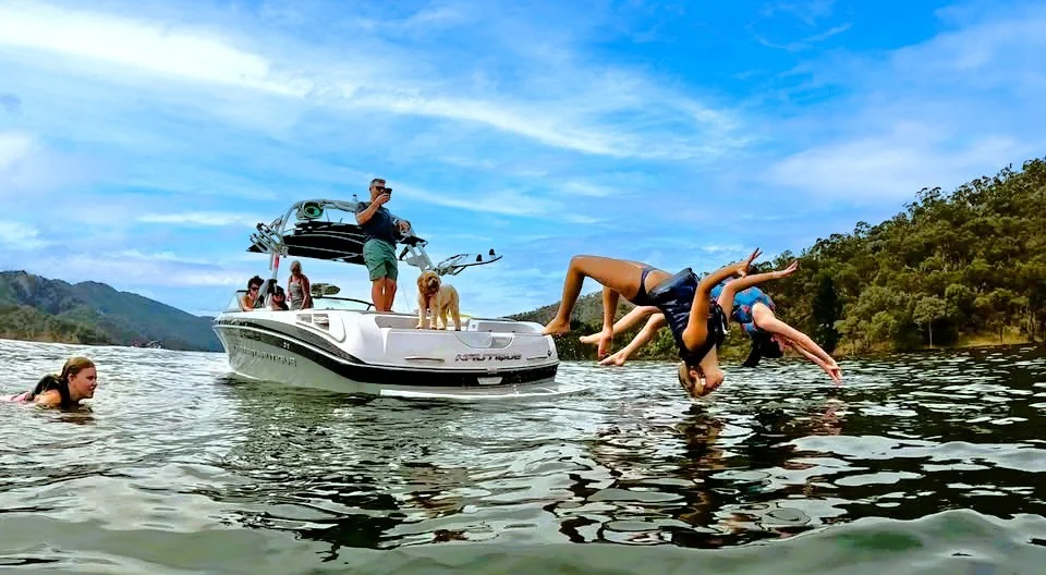 230 Nautique Super Air Billabong Edition with BoatMate Tandem Trailer