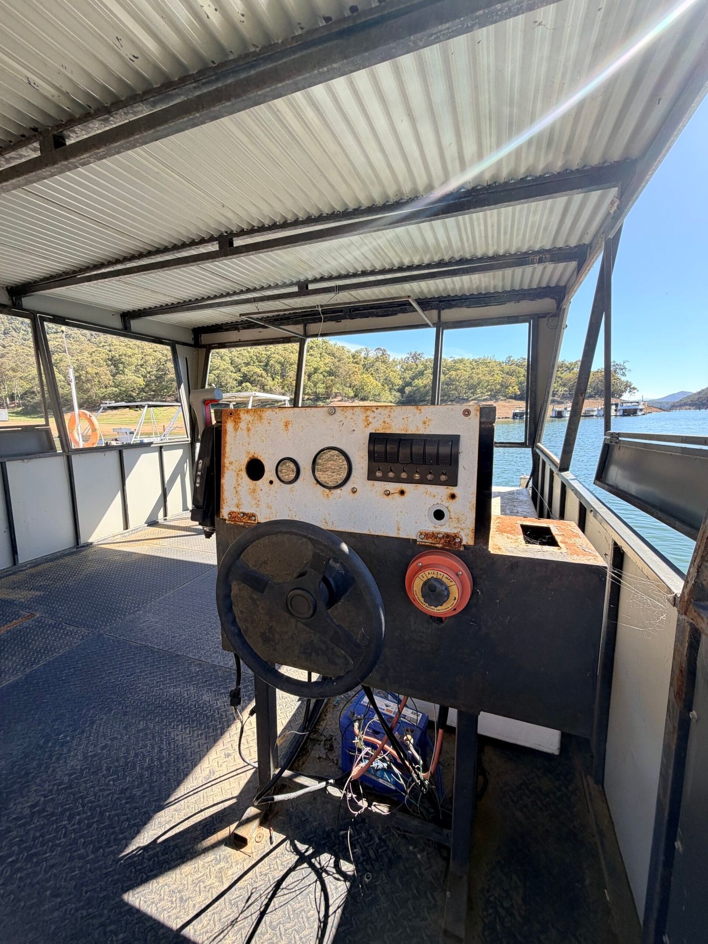 Eildon Day Barge Pontoon