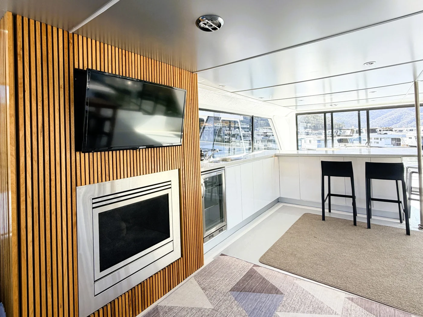 Dire Straits Lake Eildon Houseboat for Sale