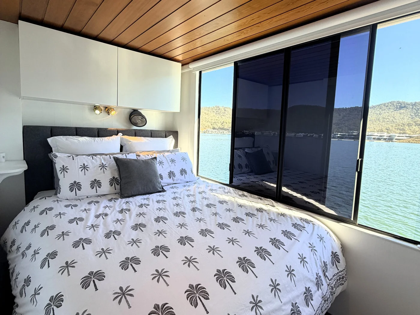 Eildon Houseboat for Sale – H2O