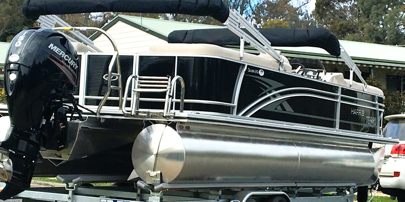 Harris 240 Cruiser Pontoon Boat