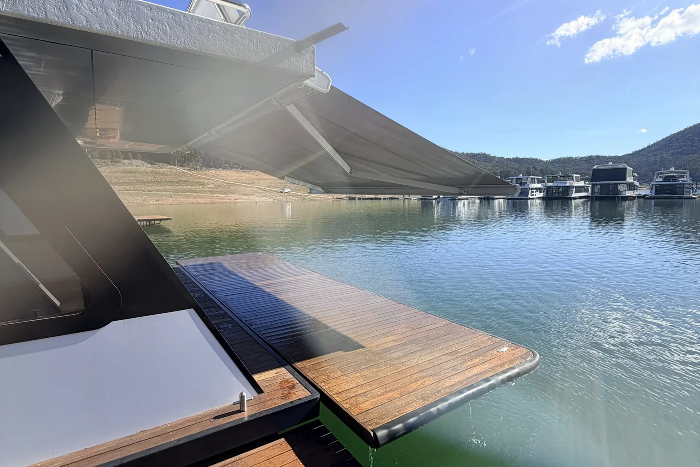 Eildon Houseboat for Sale – Kapalua
