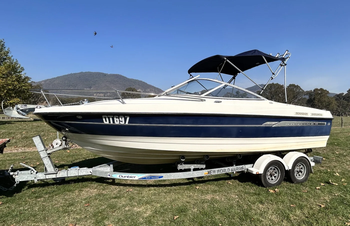 Bayliner 210 Discovery