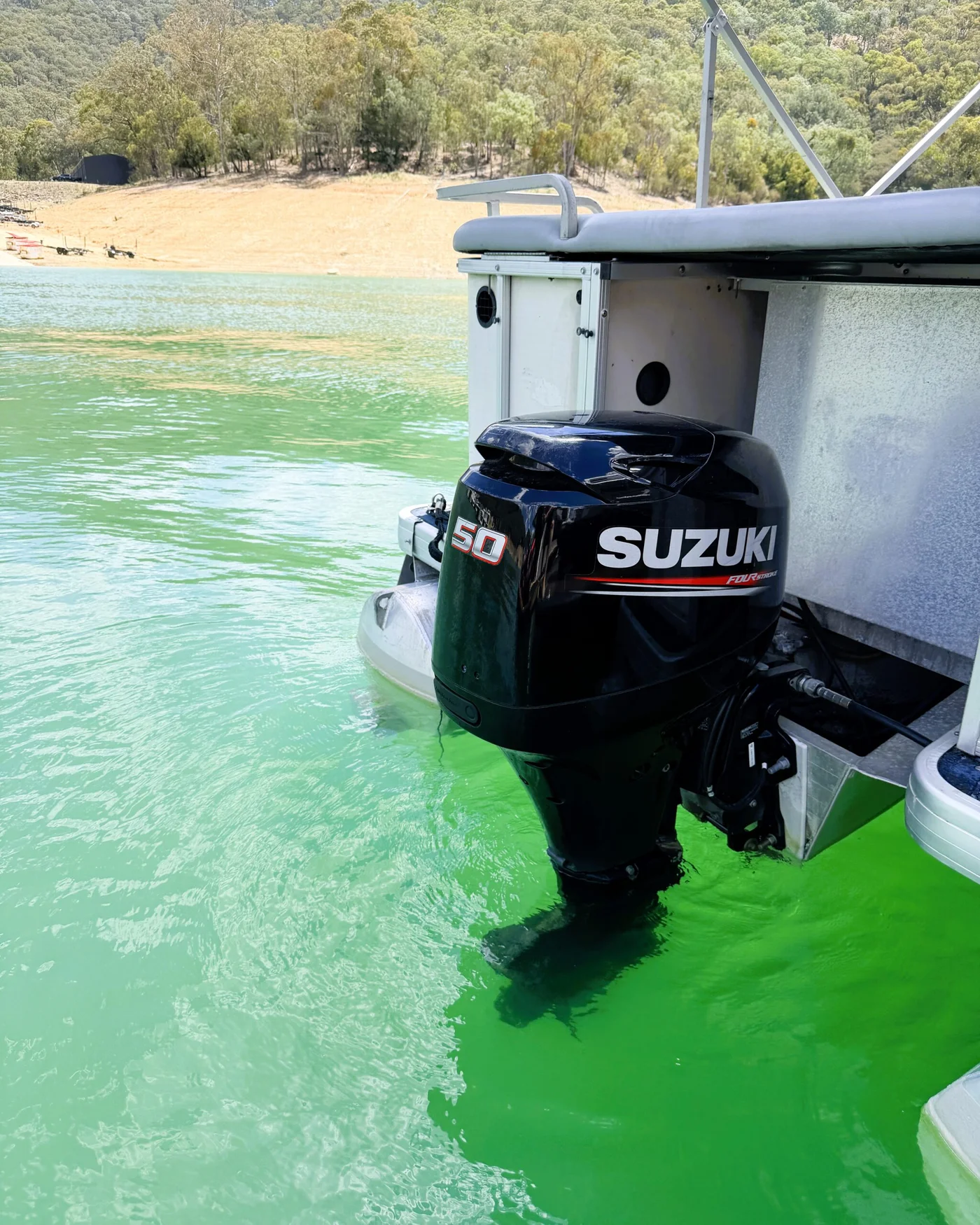 Sweetwater Challenger 180ES Pontoon