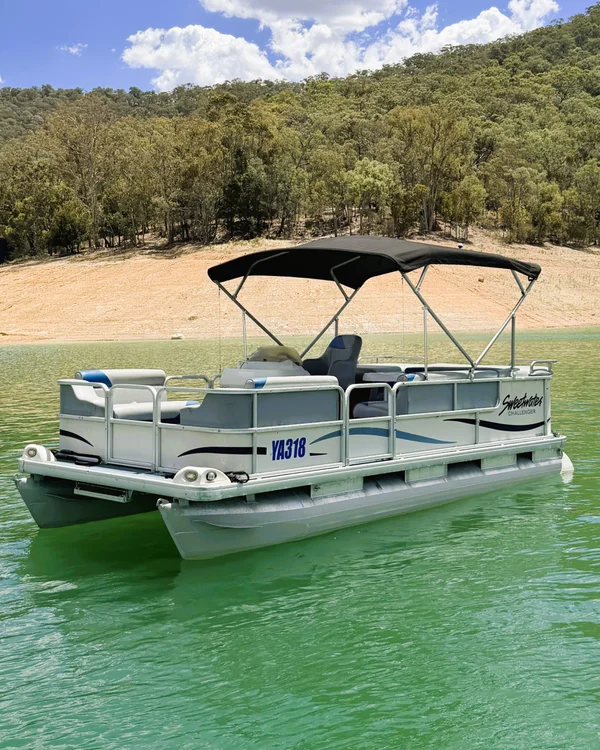 Sweetwater Challenger 180ES Pontoon