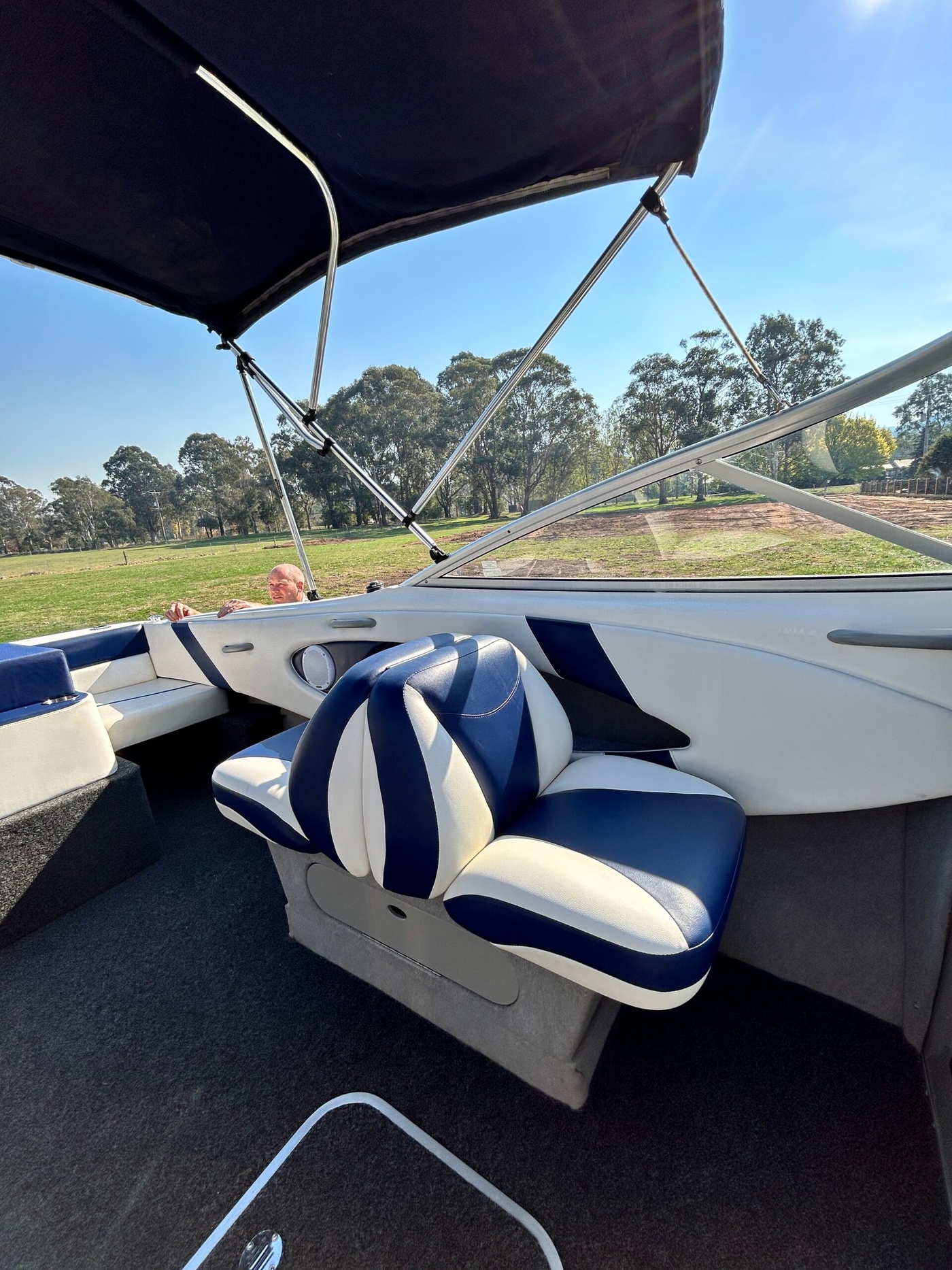 Bayliner 210 Discovery
