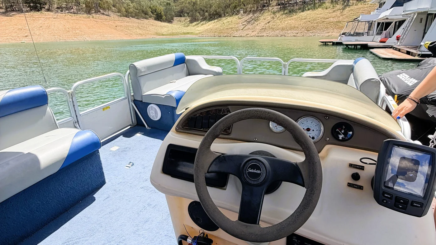 Sweetwater Challenger 180ES Pontoon