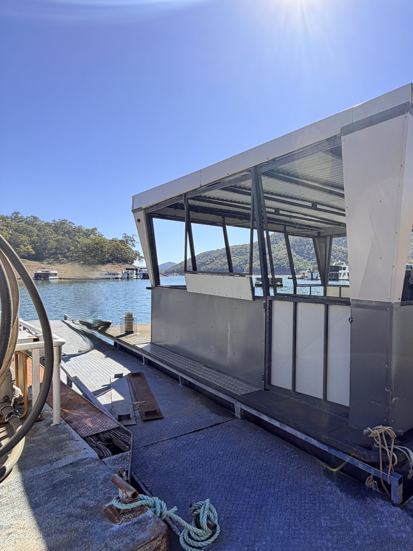 Eildon Day Barge Pontoon