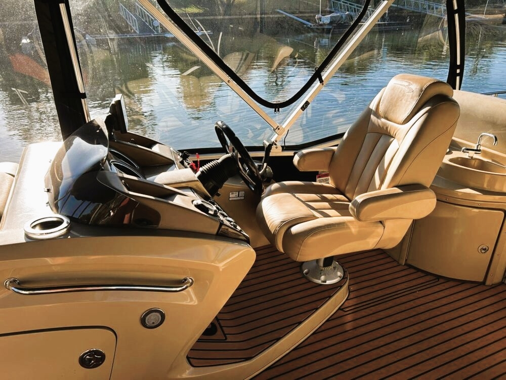 Bennington Pontoon Boat