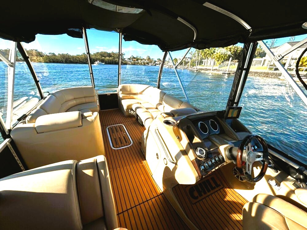 Bennington Pontoon Boat